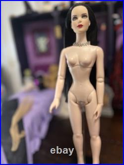 Tonner doll tyler wentworth Gothic