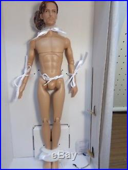 Tonner -outlander Jamie Fraser(17) Nude Doll