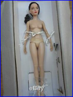 Tonner/phyn&aero- Nude-annora American Beauty Has 16rt101 Body-brand New