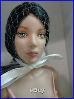 Tonner/phyn&aero-annora Hello Mello Basic Doll-16rt101body-2 Wigs (both Long)
