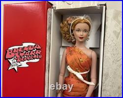 Tyler Wentworth 16 Doll Robert Tonner Brenda Starr Maharaja's Ball + Stand