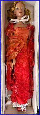 Tyler Wentworth 16 Doll Robert Tonner Brenda Starr Maharajas Ball Stand G2U