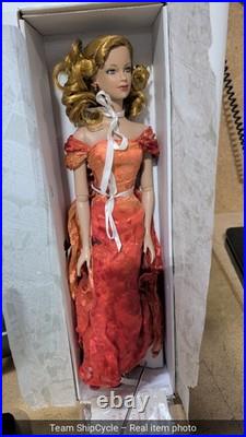 Tyler Wentworth 16 Doll Robert Tonner Brenda Starr Maharajas Ball Stand G2U