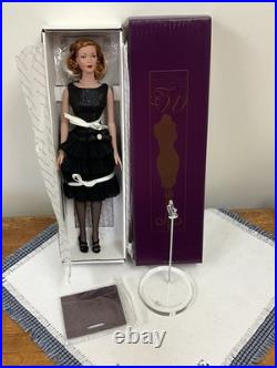 Tyler Wentworth 16 Doll Robert Tonner Champagne And Caviar & Stand + Box