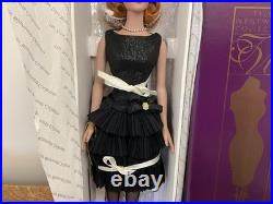 Tyler Wentworth 16 Doll Robert Tonner Champagne And Caviar & Stand + Box