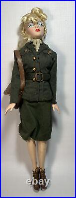 Tyler Wentworth 16 Fashion Doll Blonde Military Woman Collection With Purse