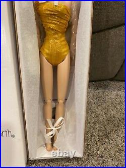 Tyler Wentworth Collection All Glamour Sydney Deluxe Doll In Box