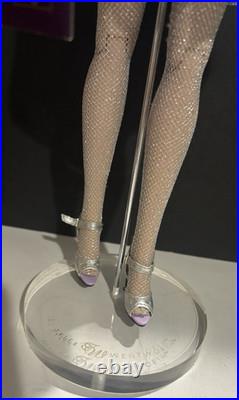 Tyler Wentworth Collection Tyler Signature red hair with original outfit