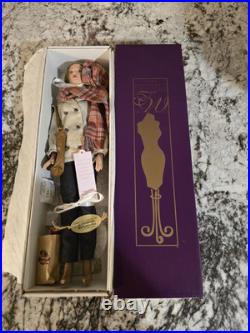 Tyler Wentworth ENGLAND EXCURSION DISPLAY DOLL16 Tonner 2002 Outfit & Doll