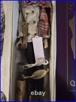 Tyler Wentworth ENGLAND EXCURSION DISPLAY DOLL16 Tonner 2002 Outfit & Doll