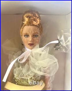 Tyler Wentworth HOLIDAY MINT ASHLEIGH Collector Doll by TONNER NRFB + Shipper Tyler Wentworth HOLIDAY MINT ASHLEIGH Collector Doll by TONNER NRFB + Shipper