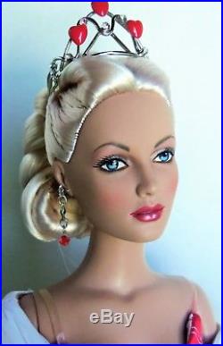 Tyler Wentworth QUEEN OF HEARTS 16 Doll CU 2002 Nashville LE 300, Shauna Face