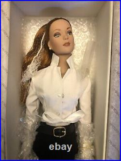 Tyler Wentworth Signature Style Tonner Collector Club Doll Red Hair NIB