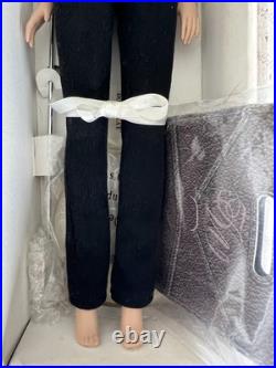 Tyler Wentworth Signature Tonner Fashion Doll AR Blonde TW0304 Tyler Wentworth Signature Tonner Fashion Doll AR Blonde TW0304