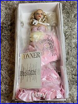 Tyler Wentworth Sydney Chase'Viva Las Vegas' Tonner 16 Doll