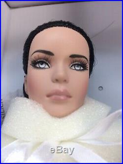 Tyler Wentworth Tonner 2016 Convention Centerpiece Nrfb Dressed Doll Le150 Coa
