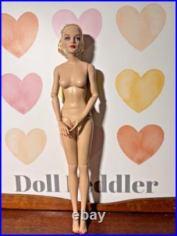 VDC Tonner Passion Grace 16 fashion doll