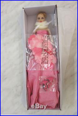 Very rare SOLD OUT FLOURISH ANTOINETTE NRFB TONNER DOLL LE 300 from 2012