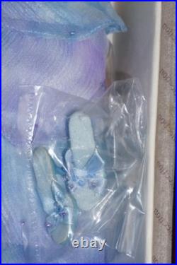 Watercolor Cool Carrie Robert Tonner doll Tyler Wentworth Asian friend nrfb new